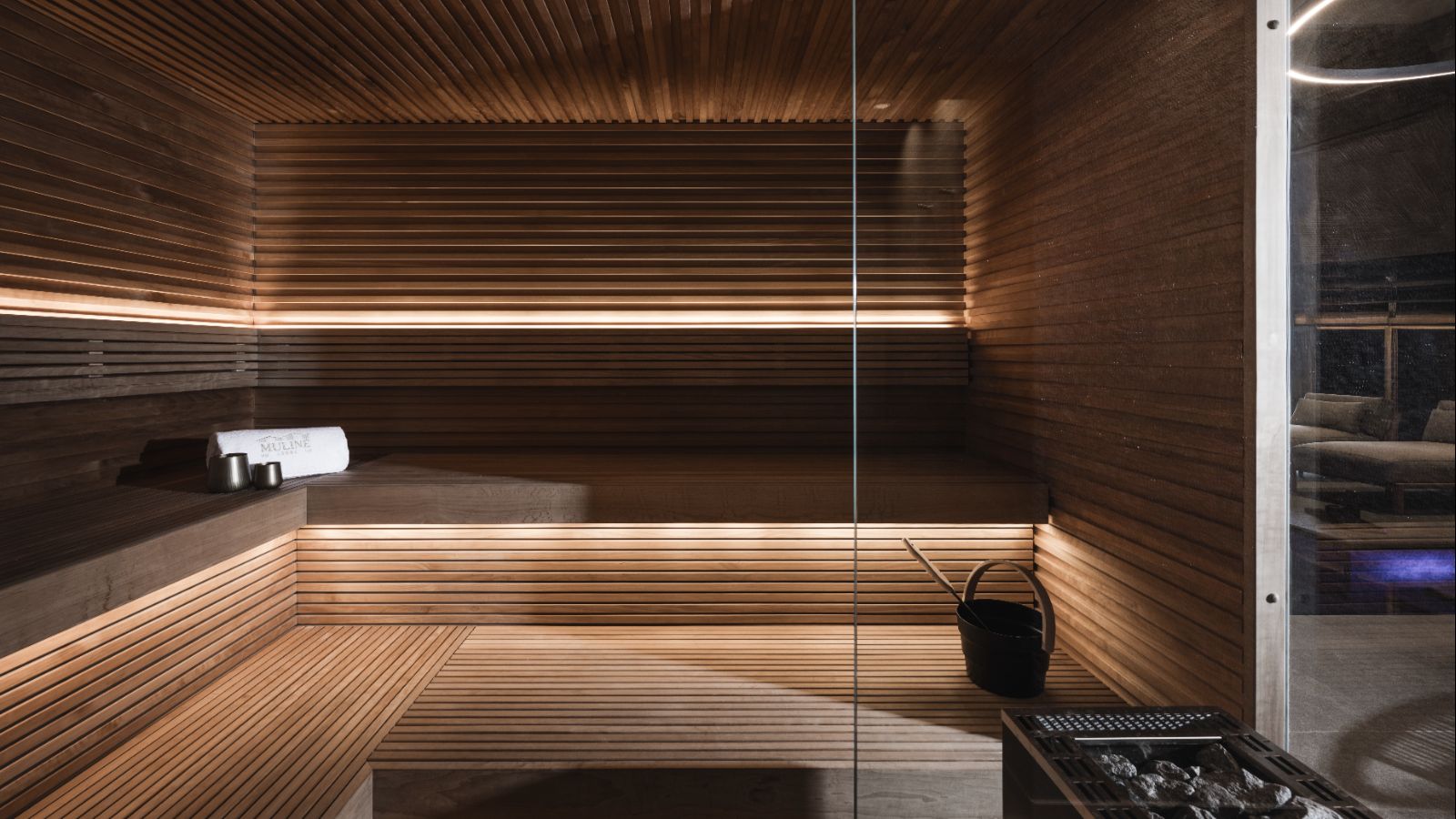 Luxury-Ski-Chalet-Selva-Muline-Lodge-Oxford-Ski-Sauna.jpg