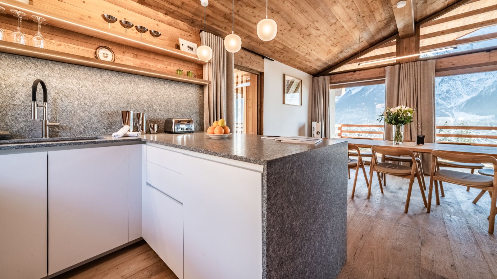 Luxury-Ski-Chalet-Chamonix-Chalet-Foxden-Oxford-Ski-Kitchen.jpg