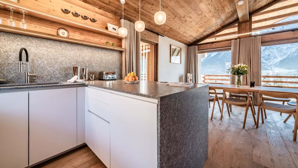 Luxury-Ski-Chalet-Chamonix-Chalet-Foxden-Oxford-Ski-Kitchen.jpg