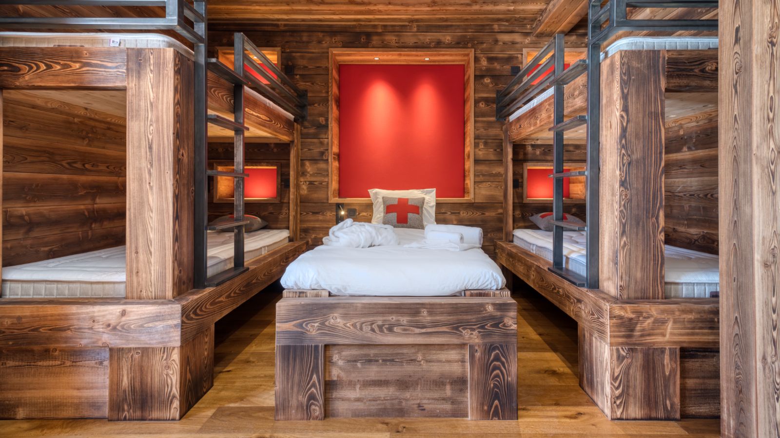 Luxury-Ski-Chalet-Meribl-Chalet-Myriam-Oxford-Ski-Bunk-Bedroom (11).jpg