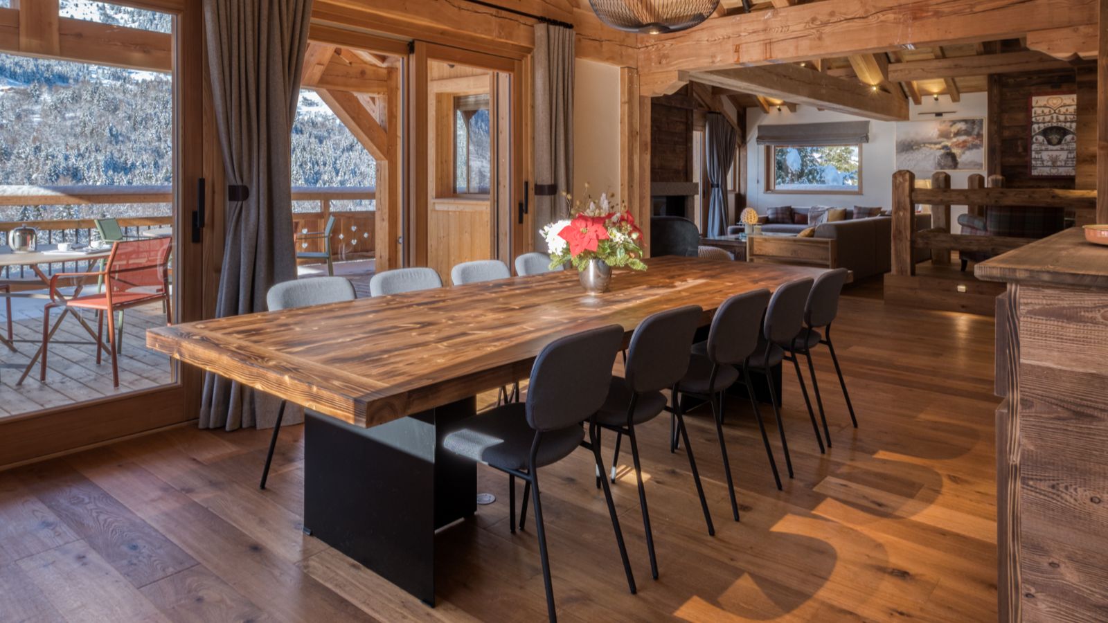 Luxury-Ski-Chalet-Meribl-Chalet-Myriam-Oxford-Ski-Dining.jpg