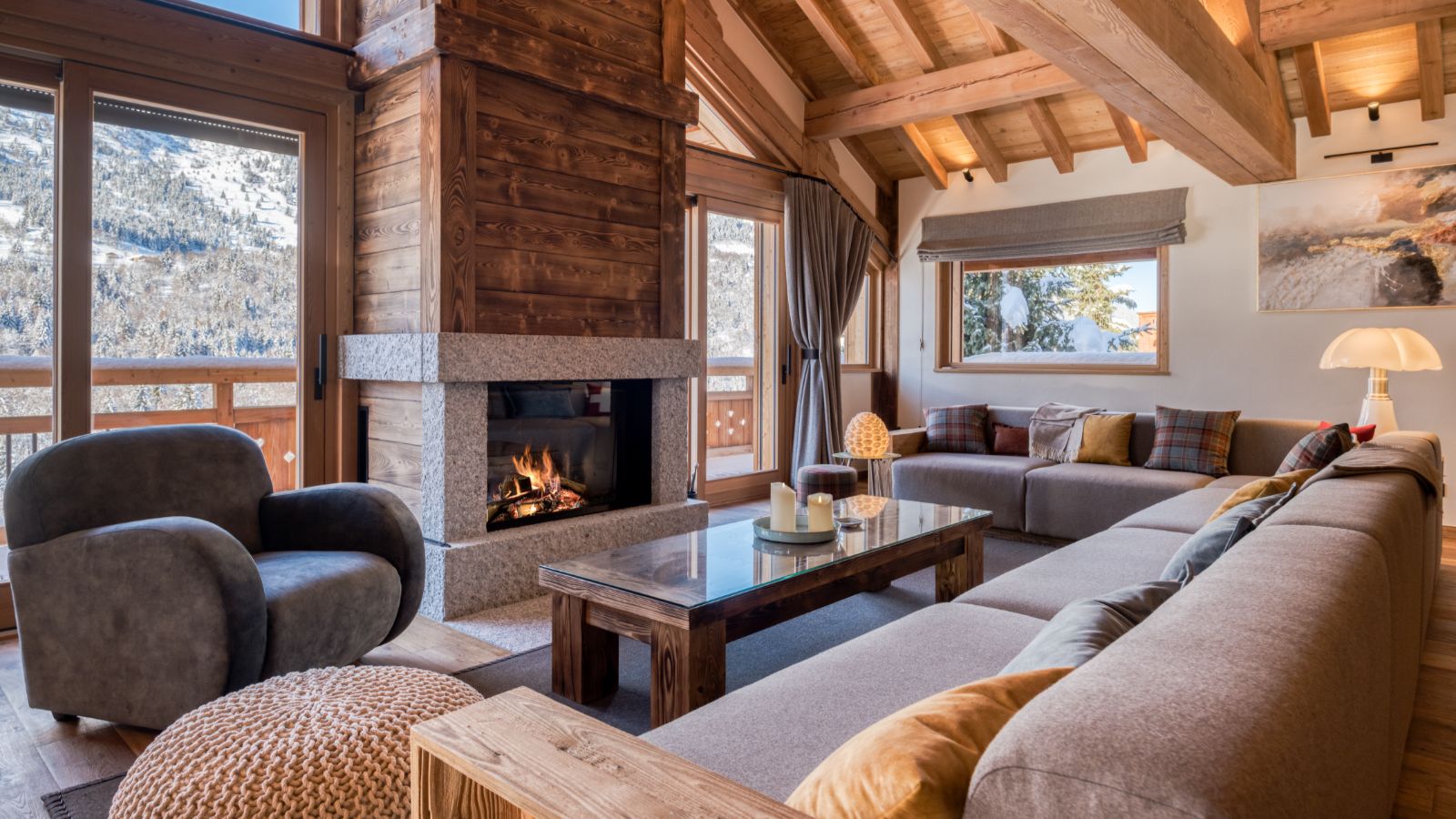 Luxury-Ski-Chalet-Meribl-Chalet-Myriam-Oxford-Ski-Lounge2.jpg