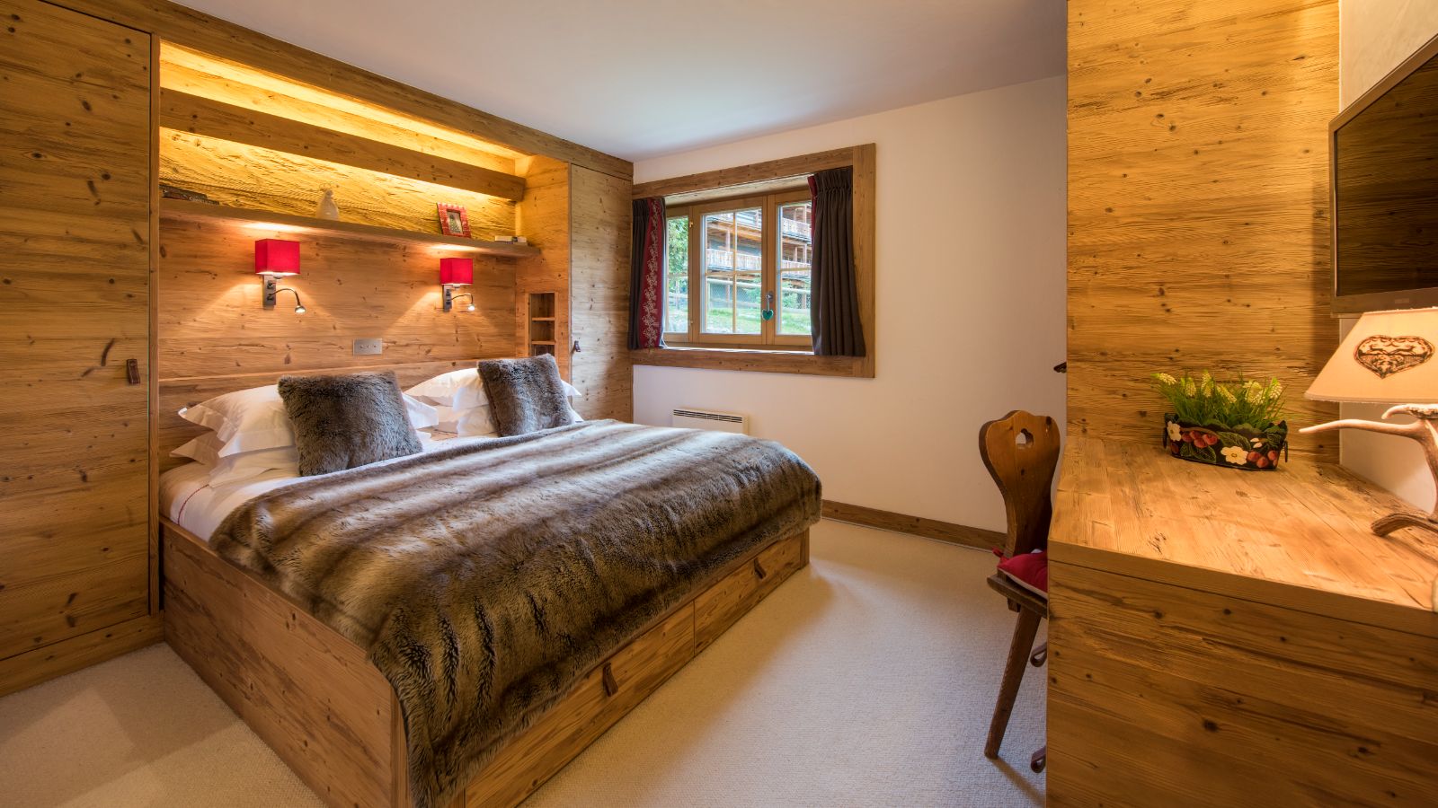 Hickory - Bedroom 1 (1).jpg