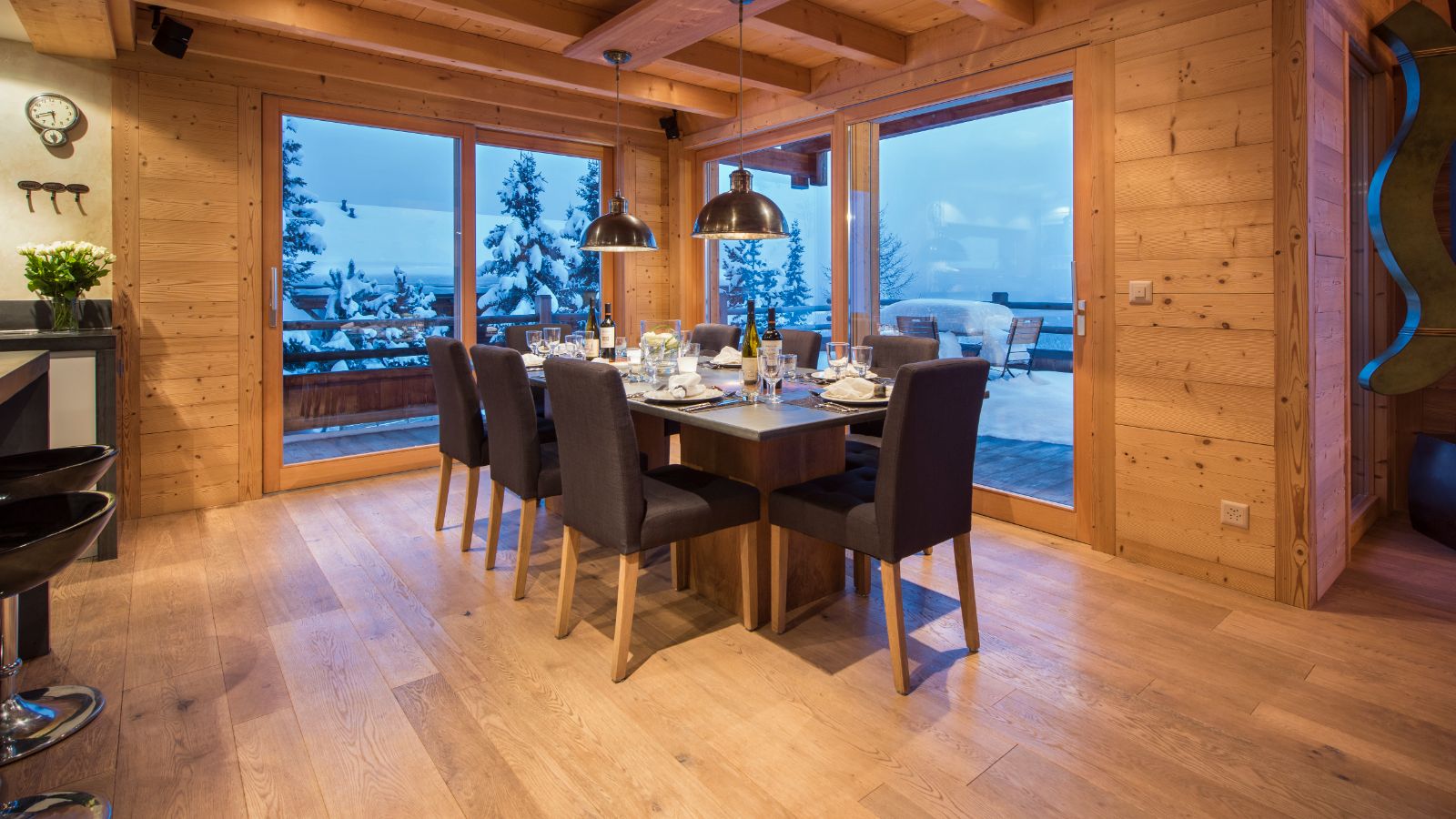 Rock - Dining Area (4).jpg