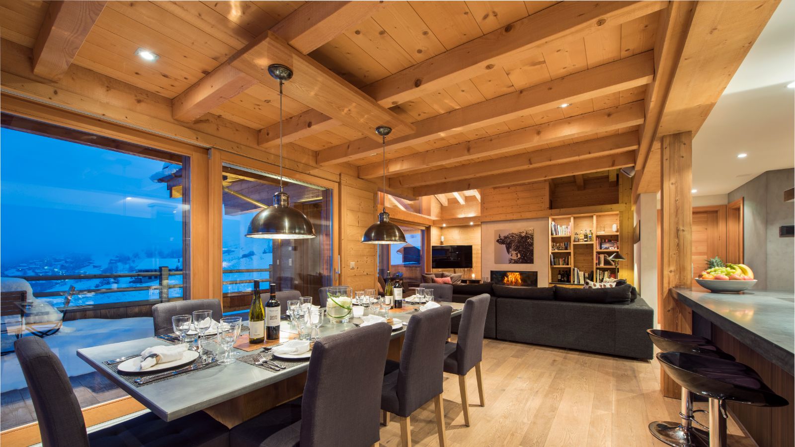 Rock - Dining Area (5).jpg