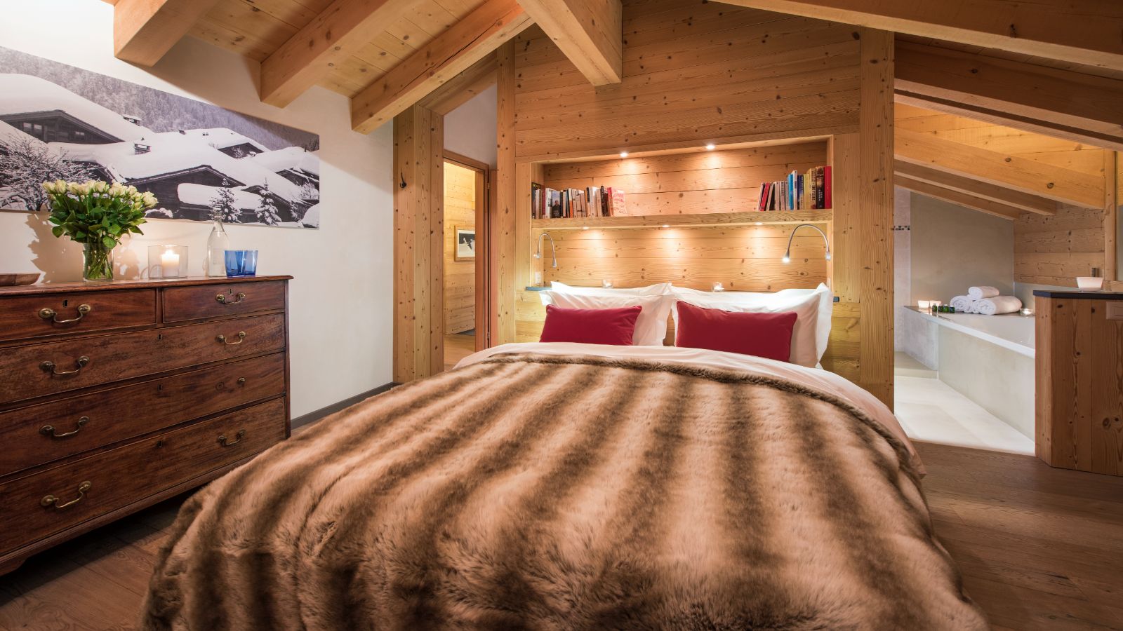 Rock - Bedroom 1.jpg