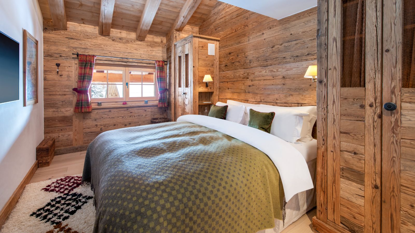 Bedroom 1 Treize Etoiles.jpg