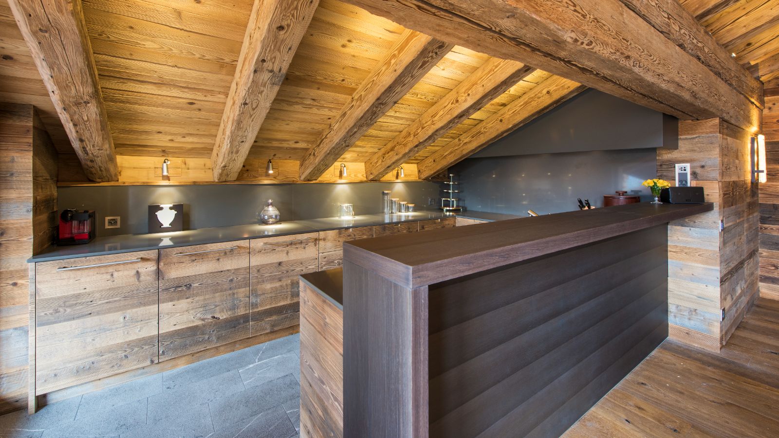 PlaceBlanche2 - Kitchen (1).jpg