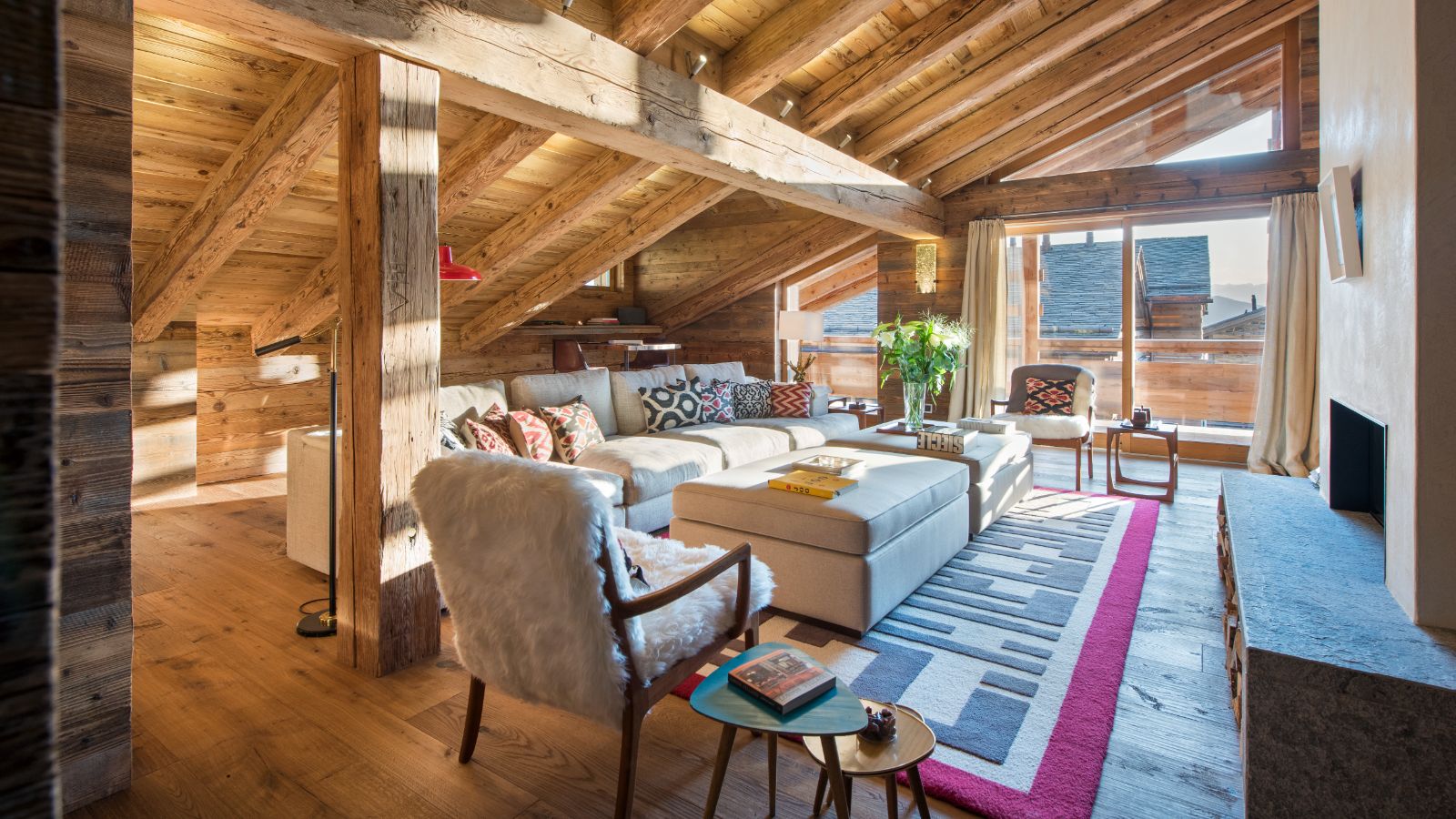 PlaceBlanche2 - Living Room (3).jpg