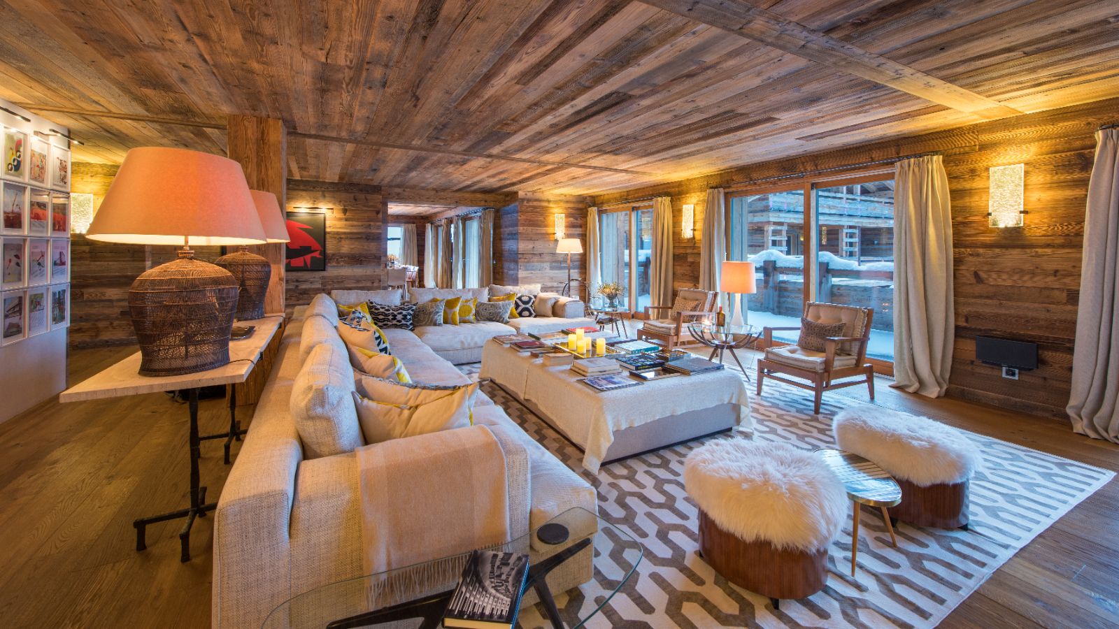 PlaceBlanche1 - Living Room (2).jpg
