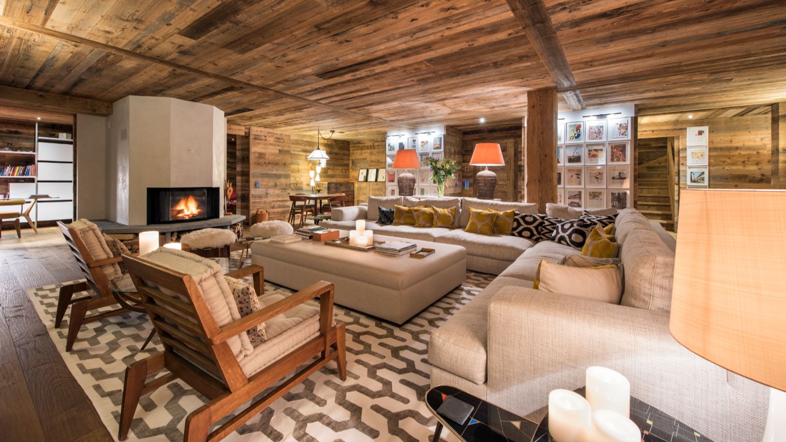 PlaceBlanche1 - Living Room (9).jpg
