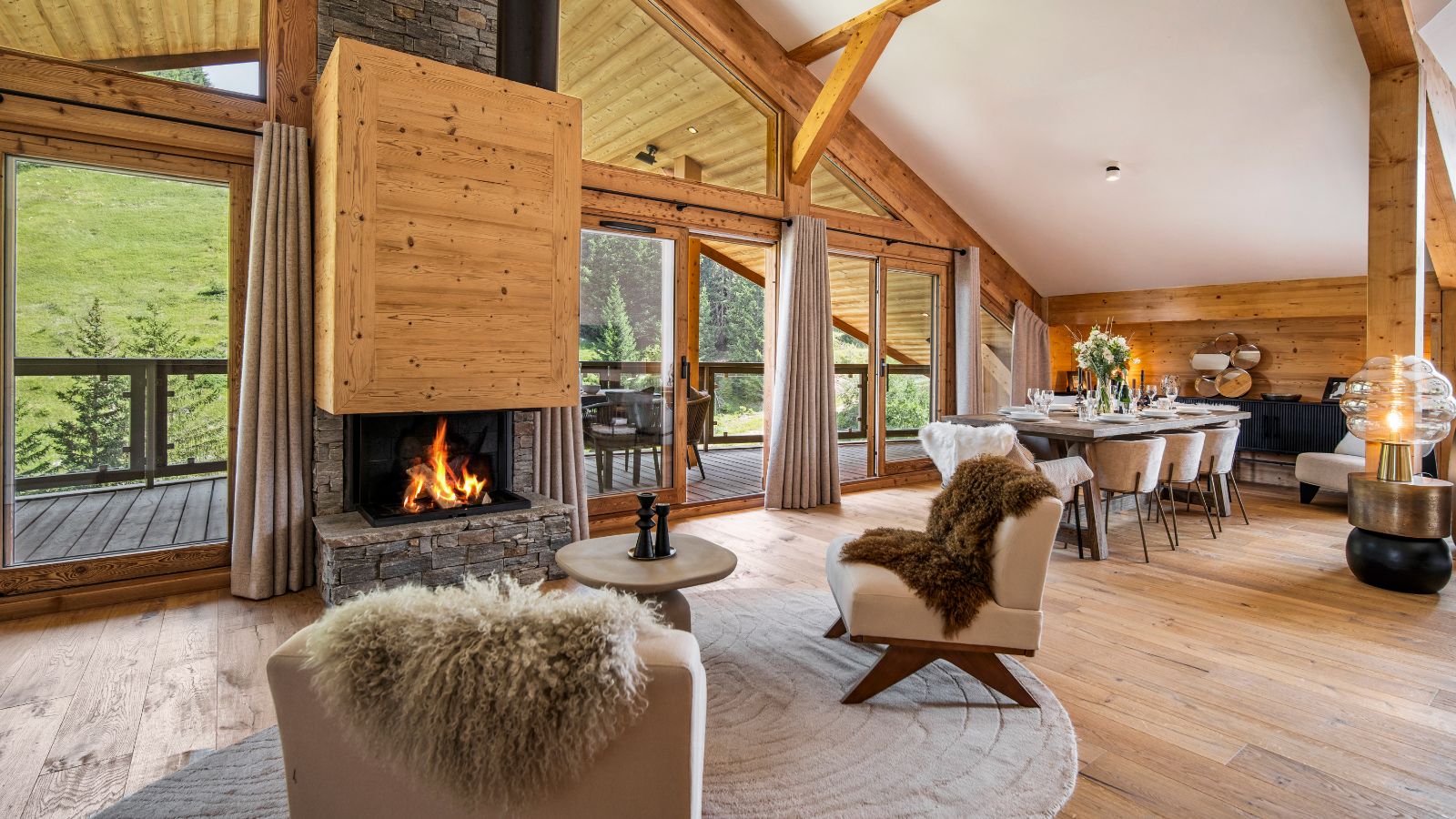 Luxury-Ski-Chalet-Penthouse-Celeste-Courchevel-1650-Oxford-Ski-Fireplace2.jpg