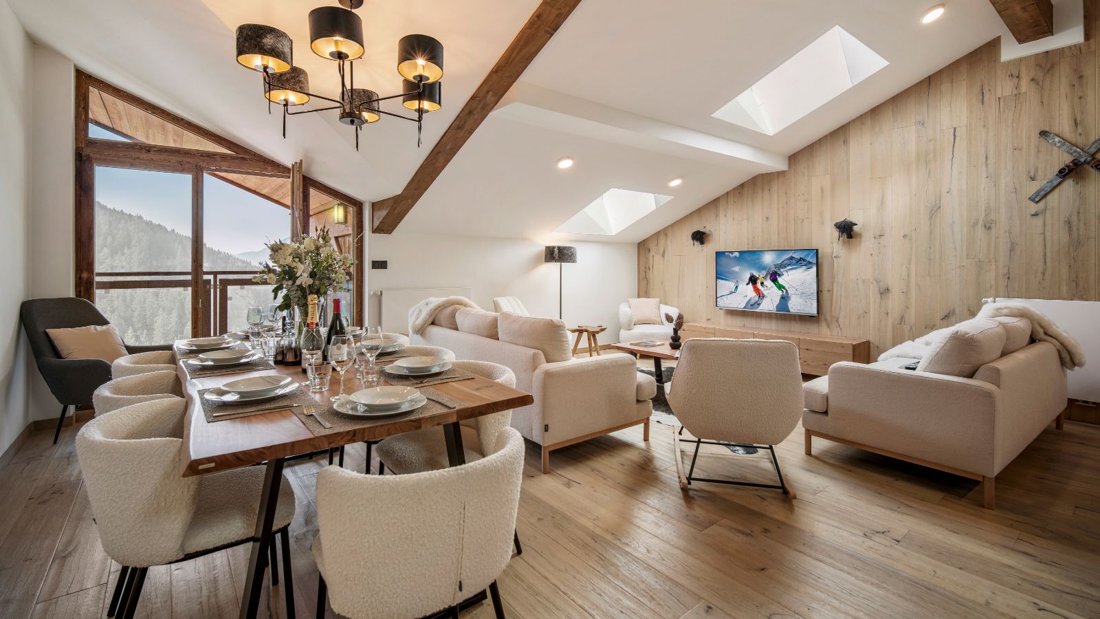 Luxury-Ski-Chalet-Penthouse-Nebula-Courchevel-1650-Oxford-Ski-Bedroom (10).jpg