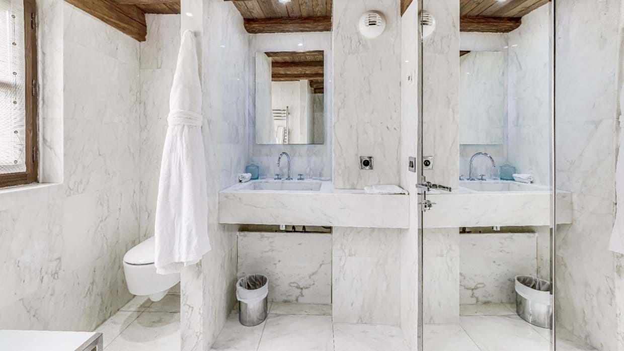 bath.jpg