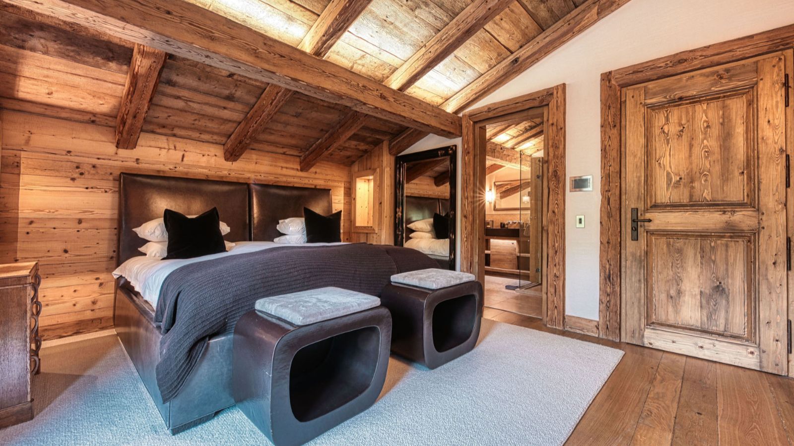 luxury-ski-chalets-aspen-megeve-oxford-ski (36).jpg