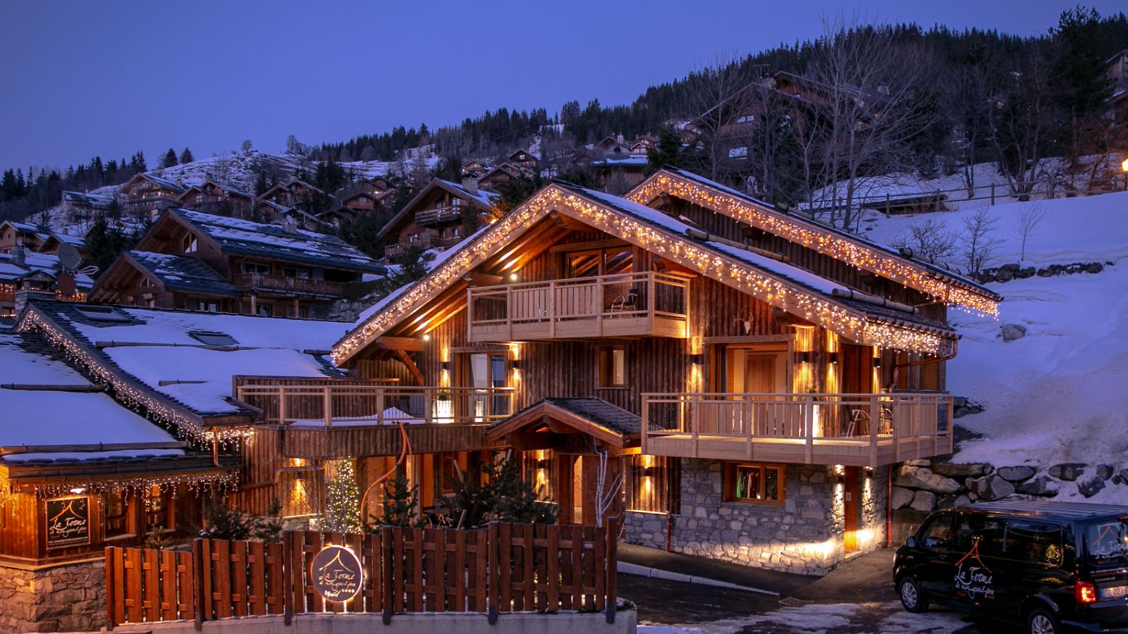 luxury-ski-chalets-meribel-ferme-de-mon-grand-pere-oxford-ski-exterior (2).jpg