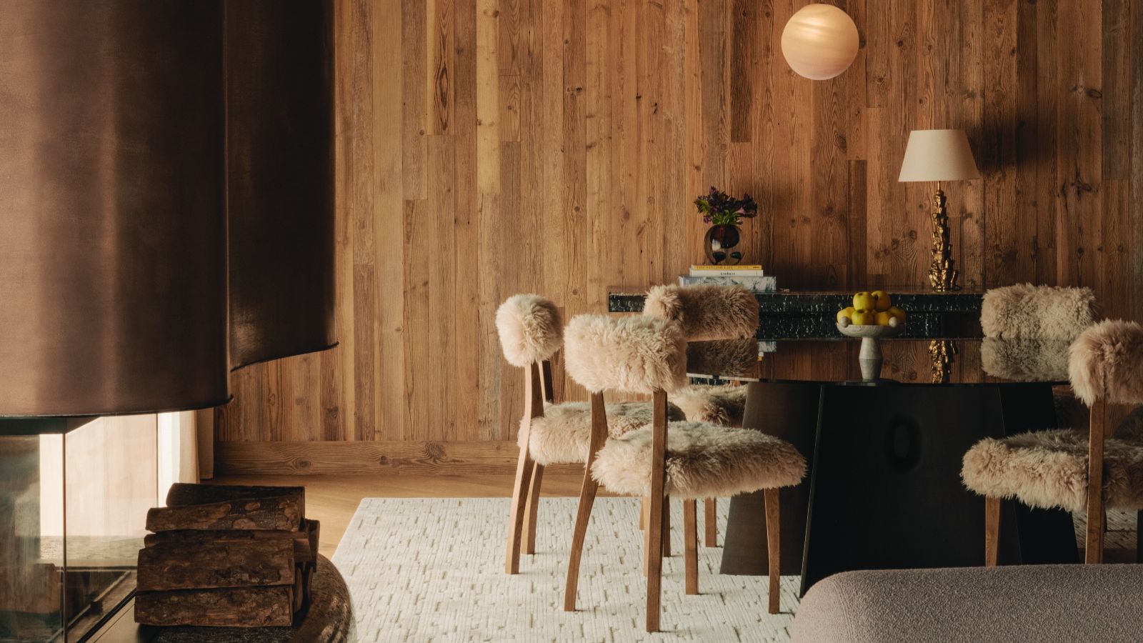 7. ROSEWOOD COURCHEVEL LE JARDIN ALPIN_COURCHEVEL HOUSE_LIVING ROOM.jpg