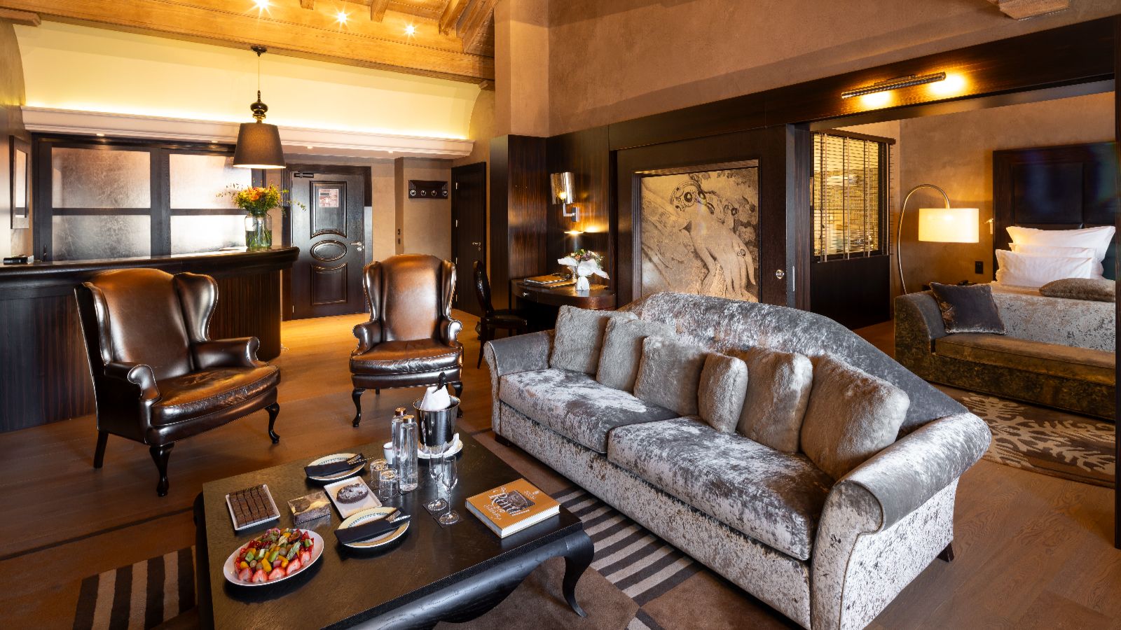 luxury-ski-apartments-courchevel-1850-oxford-ski (3).jpg