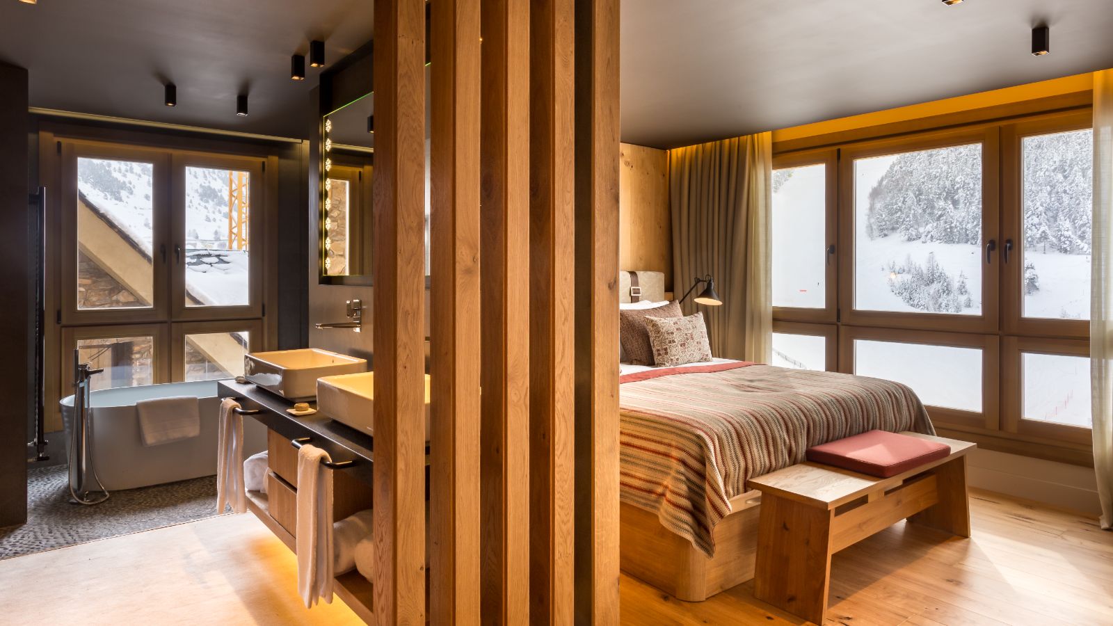 luxury-ski-apartments-soldeu-hermitage-mountain-residences-oxford-ski (5).jpg