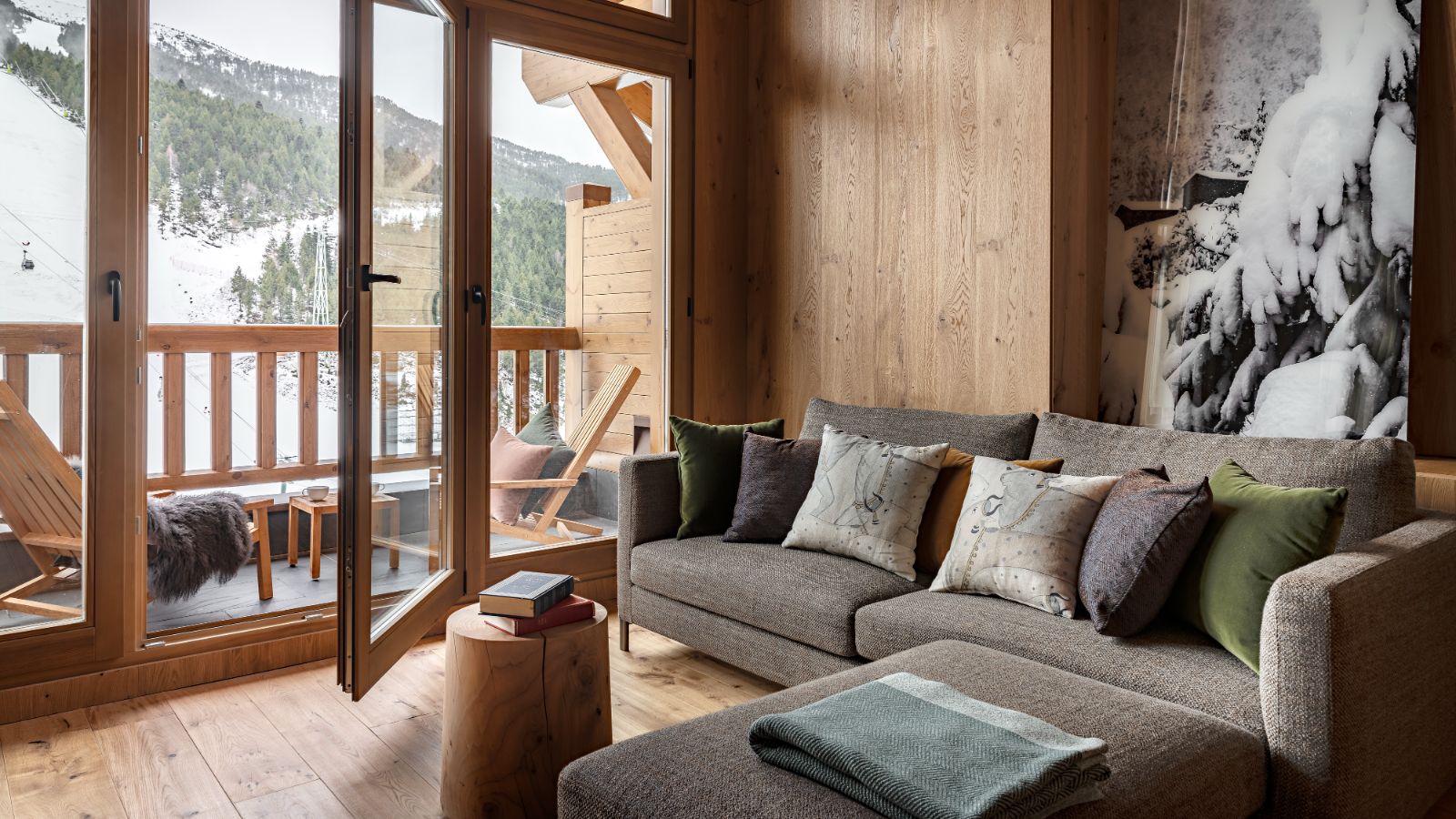 luxury-ski-apartments-soldeu-hermitage-mountain-residences-oxford-ski (9).jpg