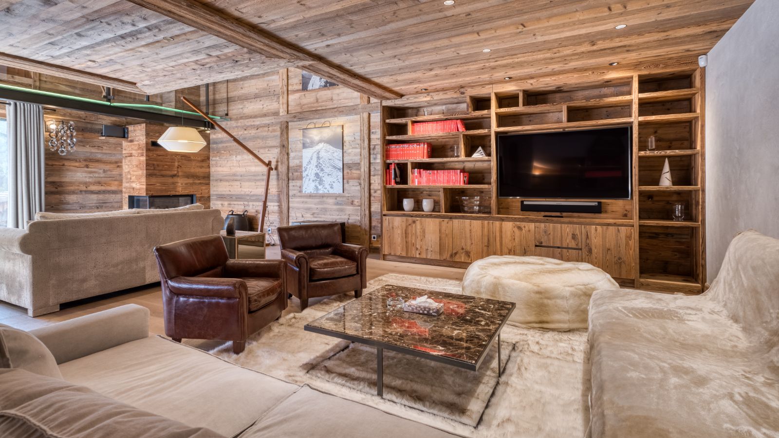 Luxury-Ski-Chalet-Megeve-Chalet-Nordmann-Oxford-Ski-Suite.jpg