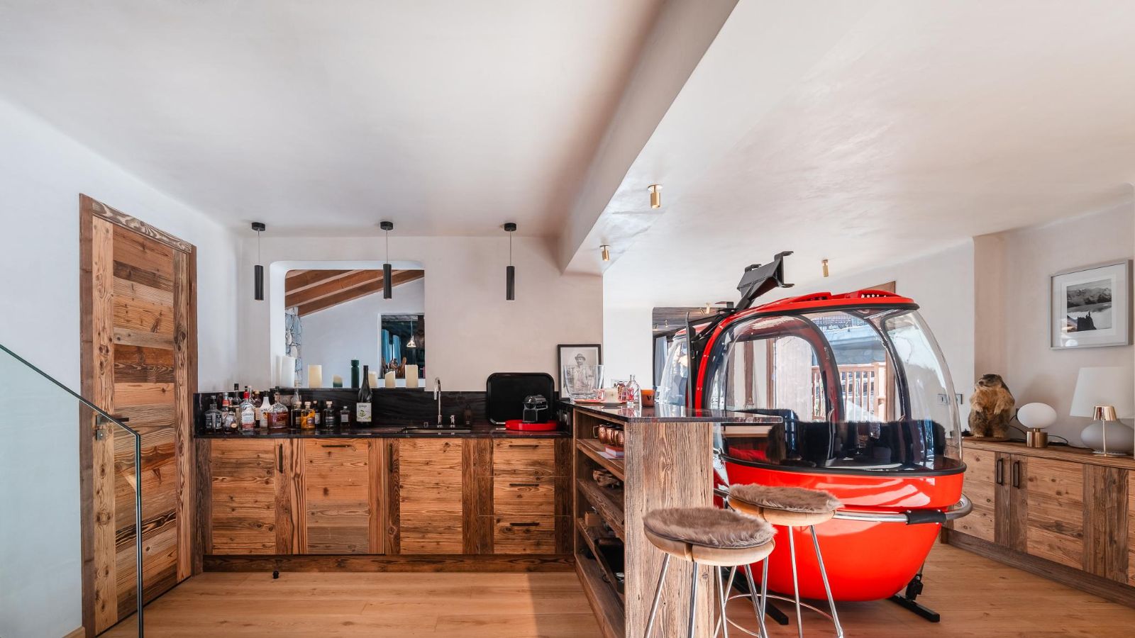 Luxury- ChaletOrkids2-Oxford ski- Kitchen.jpg