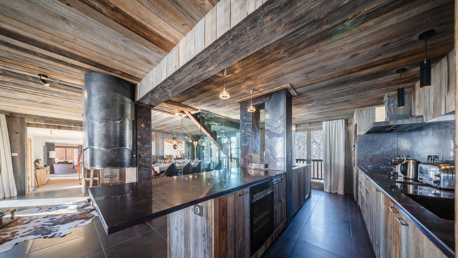 Luxury- ChaletOrkids2-Oxford ski- Main Kitchen.jpg