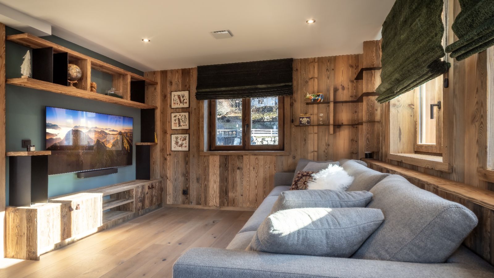 Chalet Pavot - Elevation Alps - TV Snug.jpg