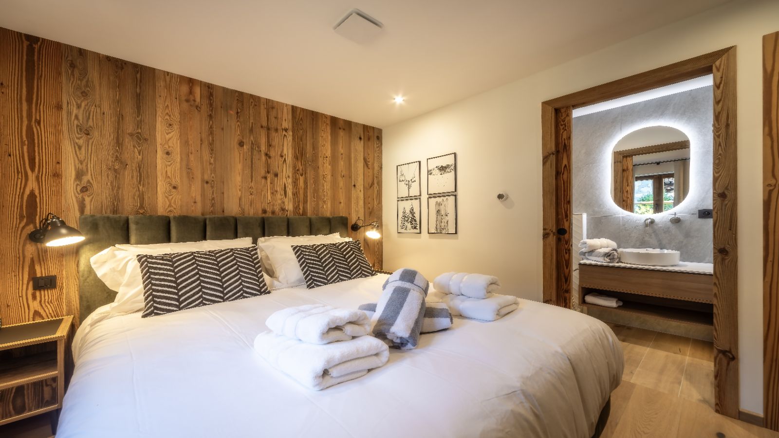 Chalet Pavot - Elevation Alps - Bedroom 4.jpg