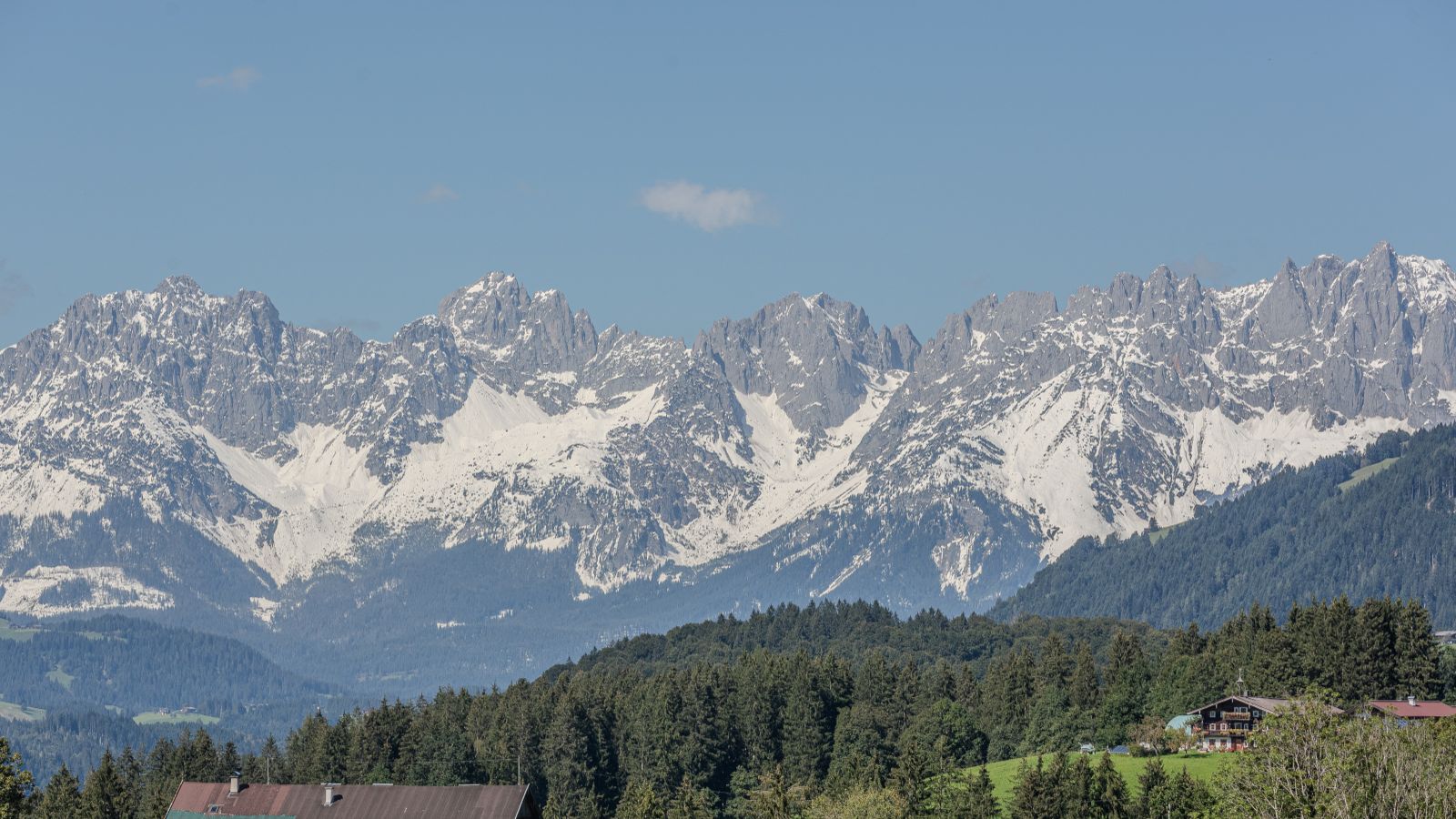 Luxury-ski-Chalet-Epica-oxford-ski  View 2.jpg