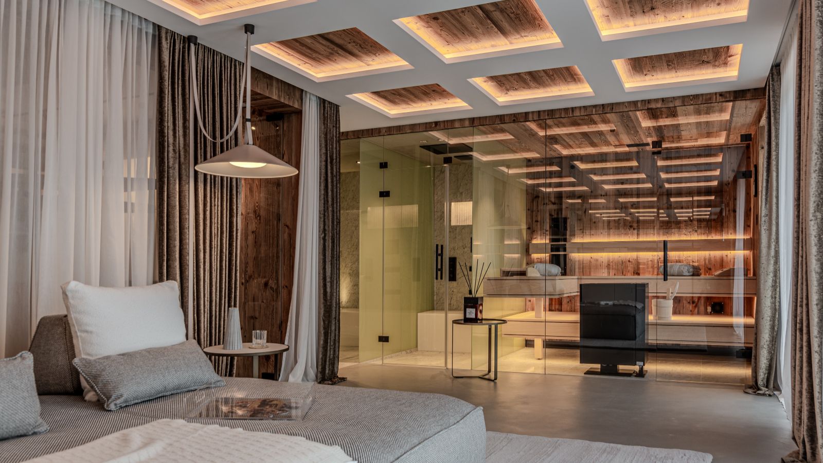 Luxury-ski-Chalet-Epica-oxford-ski Spa 4.jpg