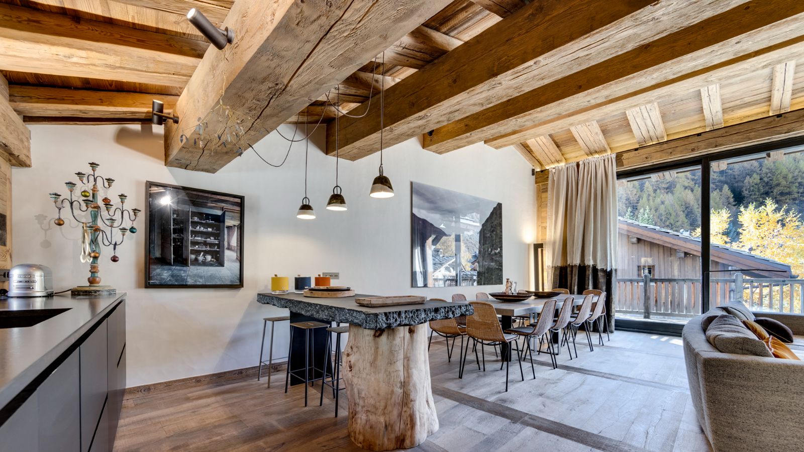 Luxury-ski-chalet-resort-Chalet Angelus2-Oxford Ski  Dining Room.jpg