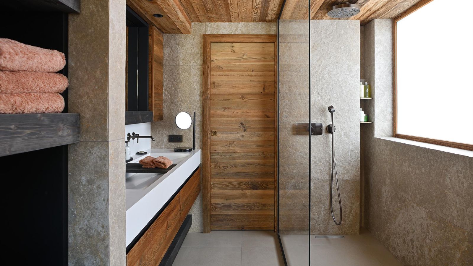 Luxury-Ski-Chalet-Courchevel-1850-Chalet-Yin-&-Yang-Oxford-Ski-Bathroom2.jpg