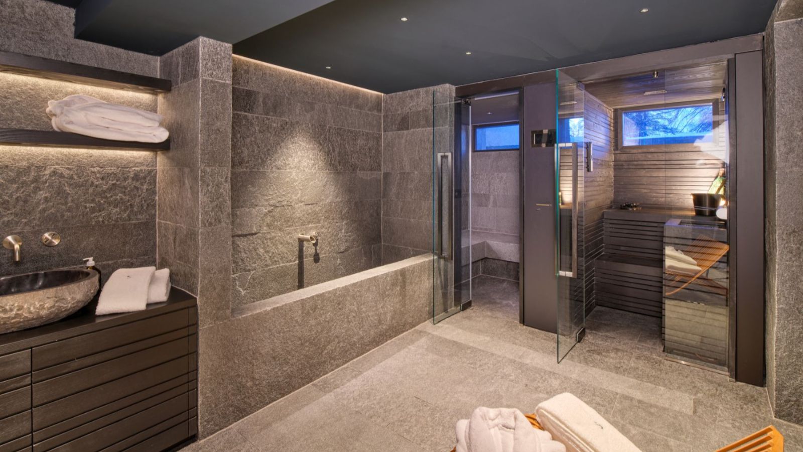 Luxury-ski-chalet-Chesa Bellaria-oxford-ski Bathroom 2.jpg