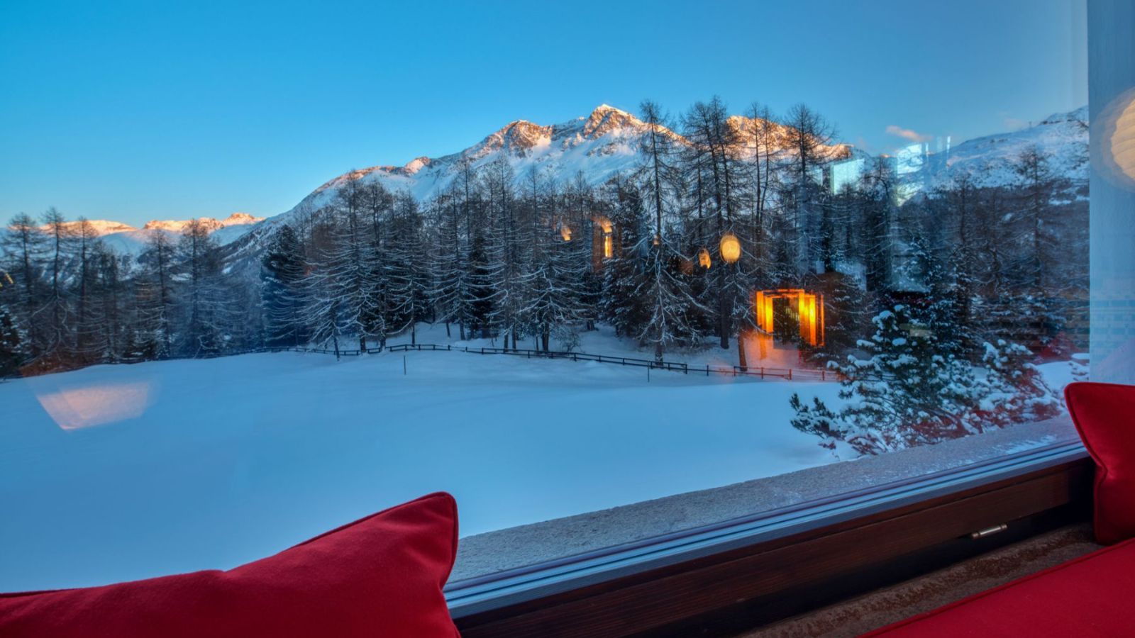 Luxury-ski-chalet-Chesa Bellaria-oxford-ski View outside.jpg
