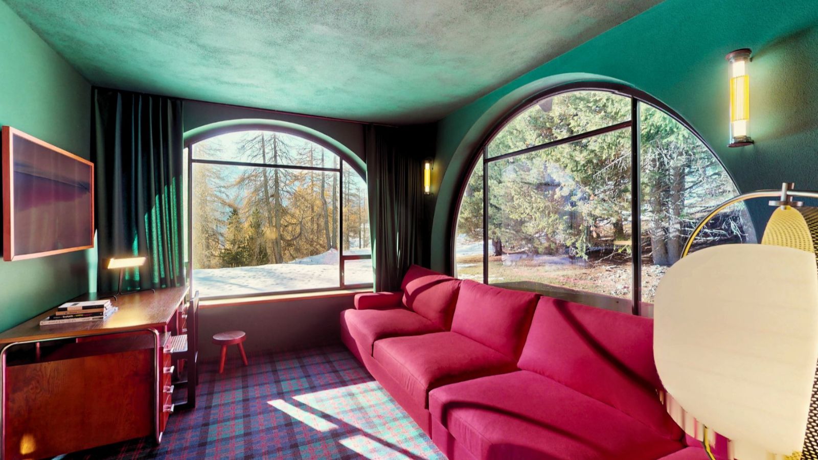 Luxury-ski-chalet-Chesa Bellaria-oxford-ski Sitting area.jpg