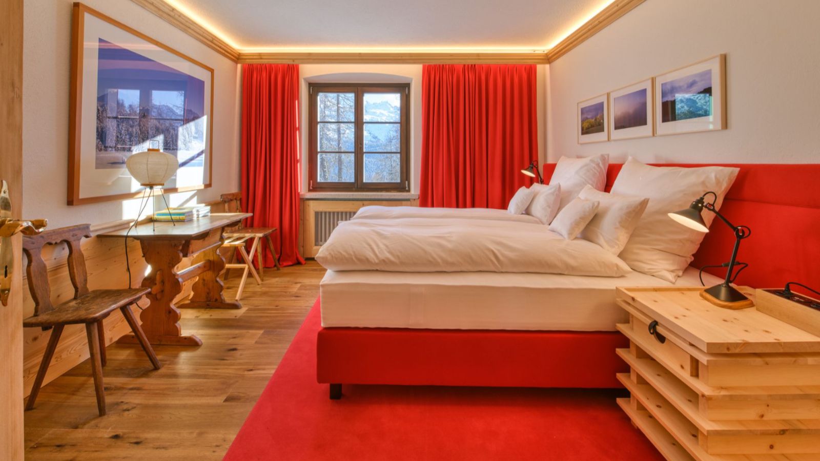 Luxury-ski-chalet-Chesa Bellaria-oxford-ski Bedroom 5.jpg