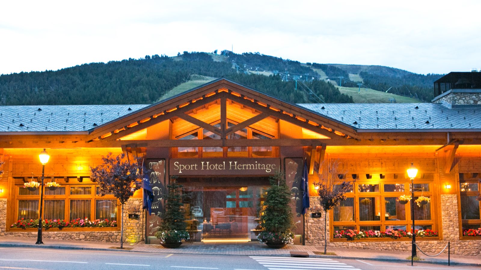 Luxury-ski-chalet-Sport Hotel Hermitage -oxford-ski Front of Hotel.jpg