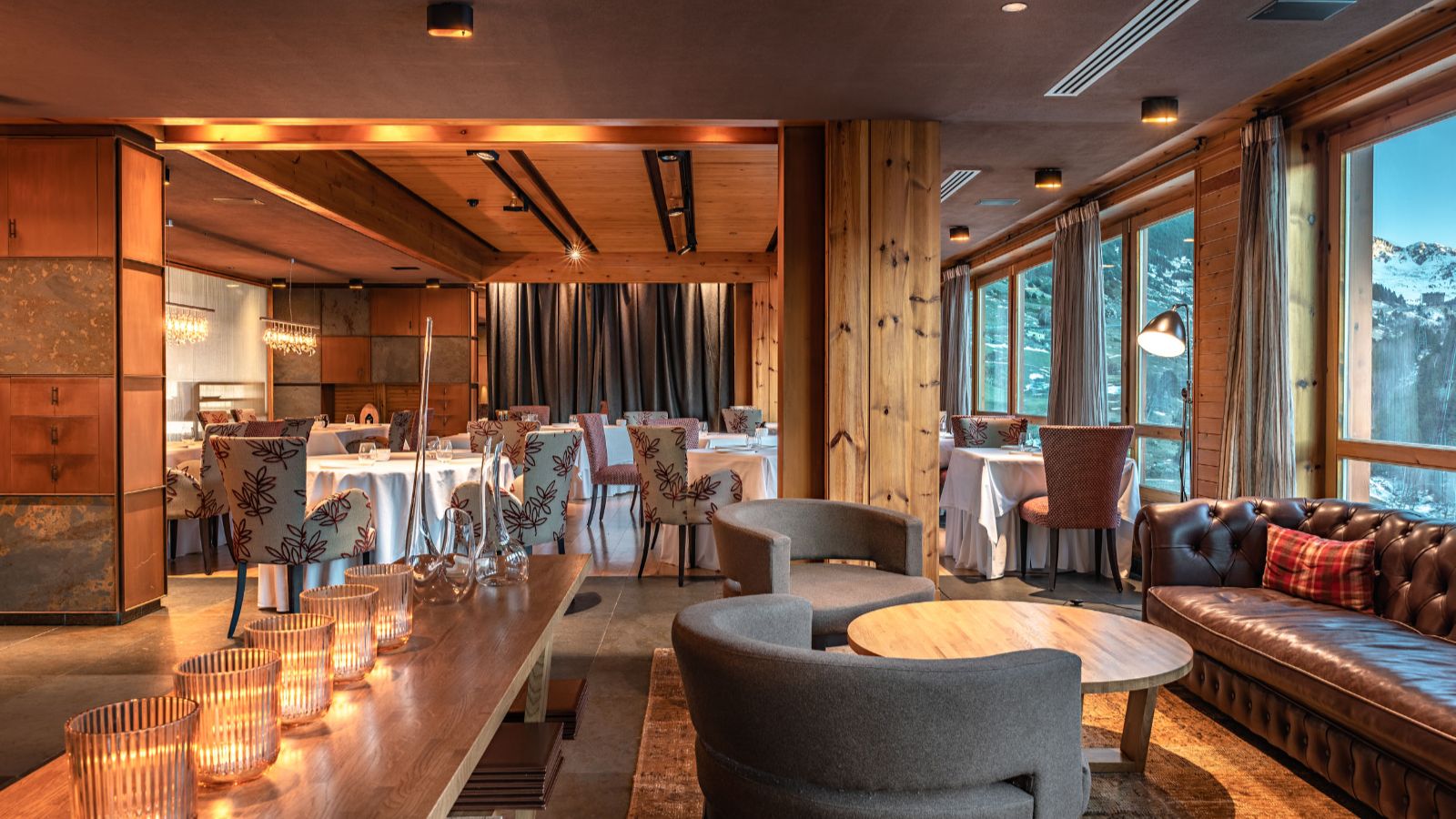 Luxury-ski-chalet-Sport Hotel Hermitage -oxford-ski Dining 3.jpg