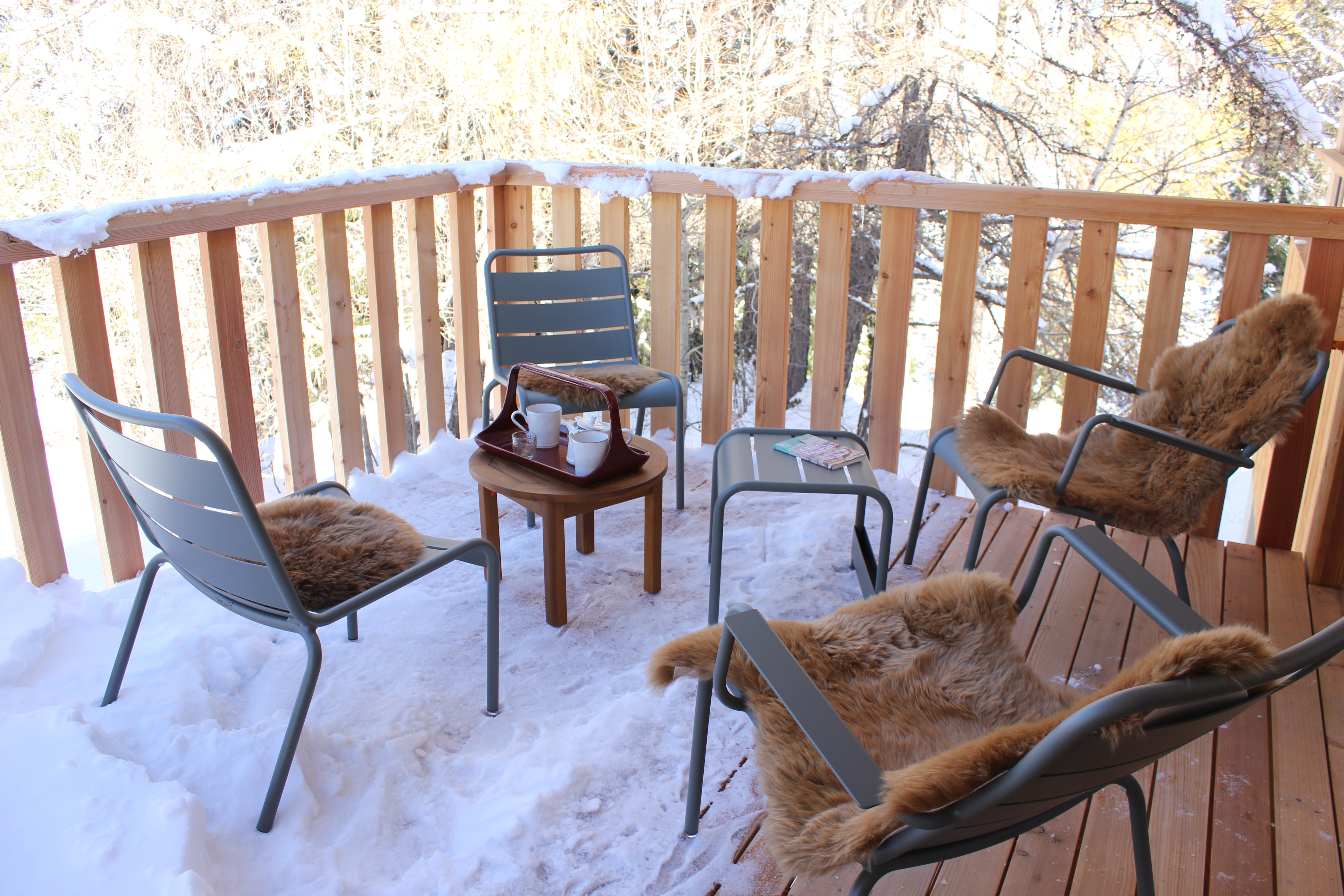 Luxury Chalet -La Tzoumaz- Oxford Ski Balcony  (3).JPG