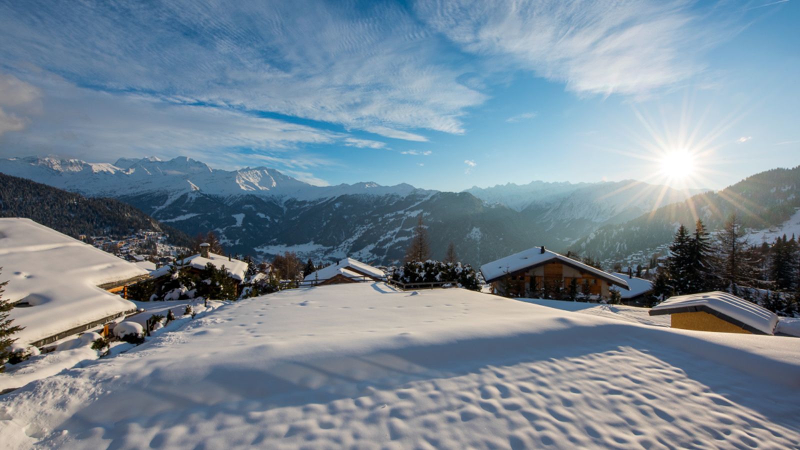 Luxury-ski-chalet-Chalet Peregrine-oxford-ski Outside.jpg