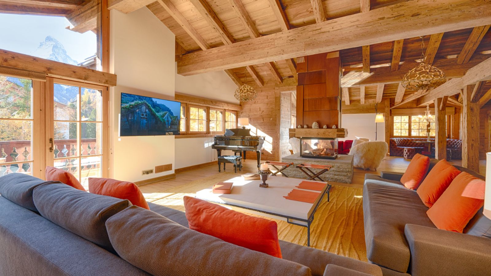 Luxury-ski-chalet-Chalet Kemaura-oxford-ski Lounge (2).jpg