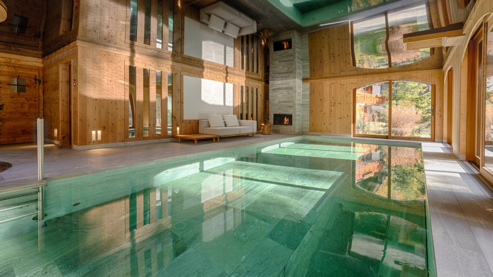 Luxury-ski-chalet-Chalet Kemaura-oxford-ski Pool.jpg