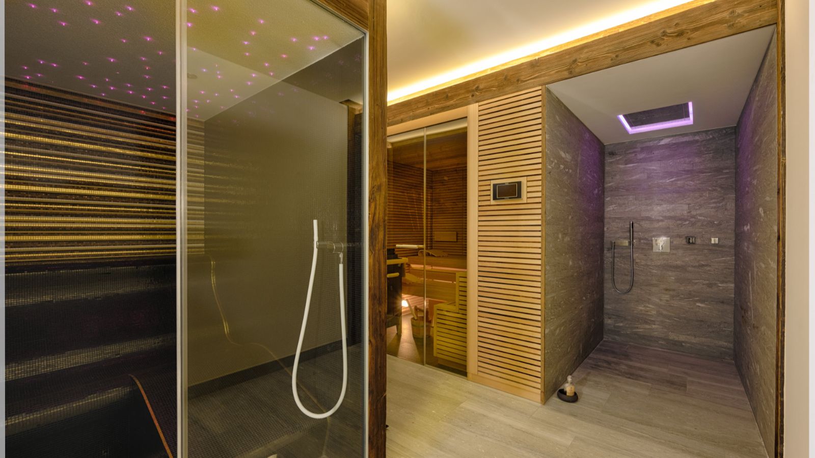 Luxury-ski-chalet-Chalet Kemaura-oxford-ski Sauna (2).jpg