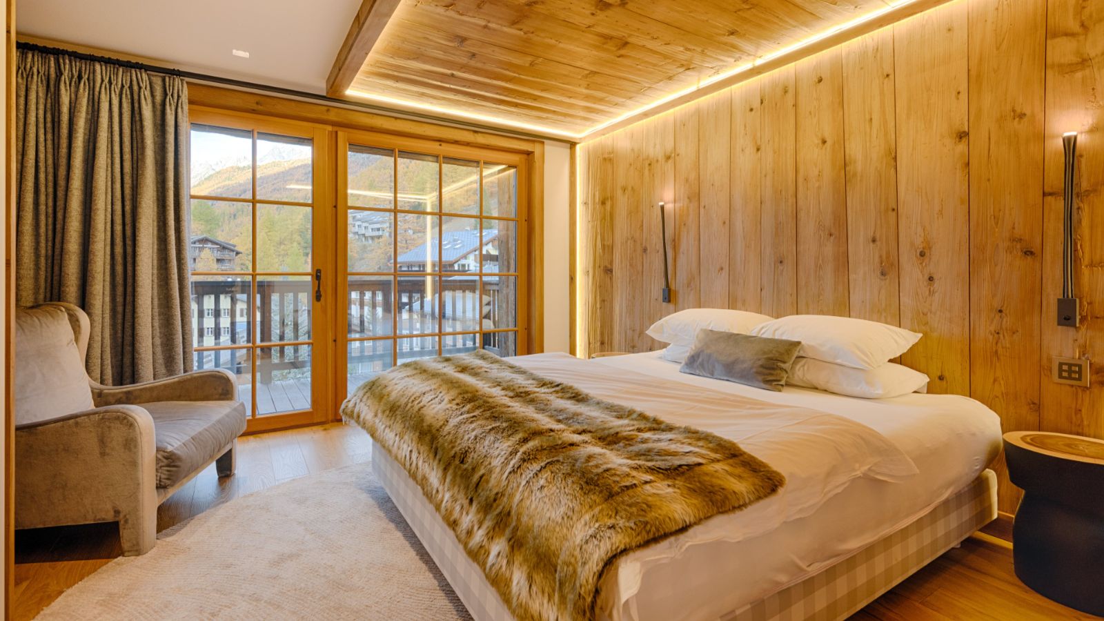 Luxury-ski-chalet-Chalet Kemaura-oxford-ski  Bedroom.jpg
