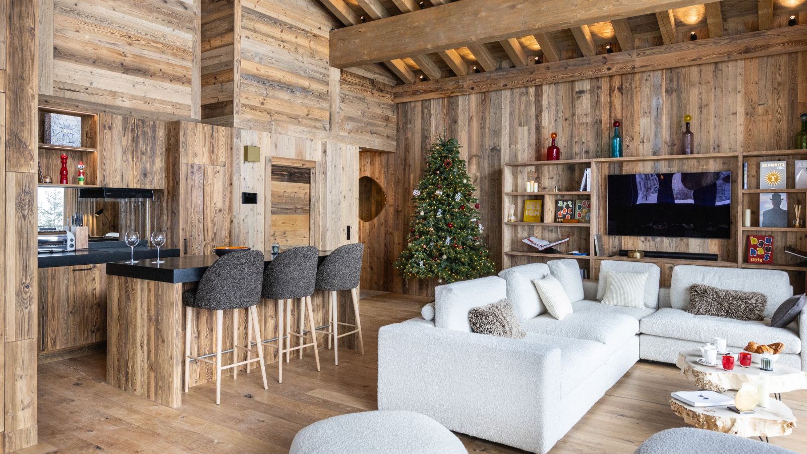 Luxury-ski-chalet-Chalet Marius-oxford-ski Lounge Kitchen.jpg