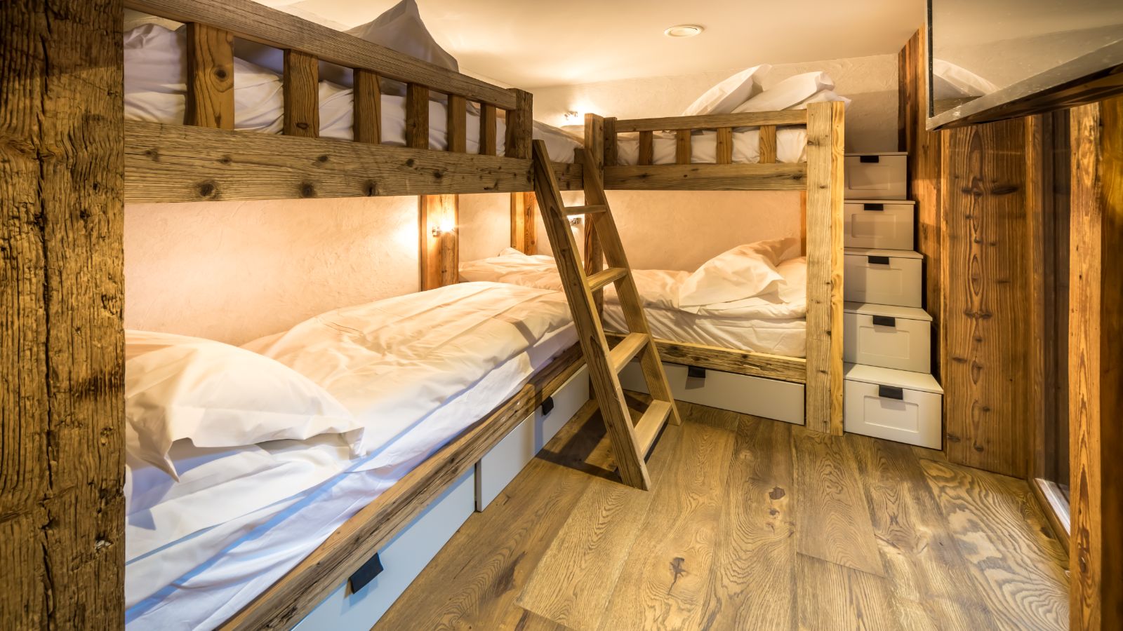 Chalet Kapa Elevation Alps Bunk Room.jpg