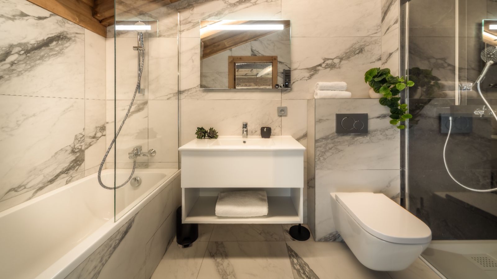 ElevationAlps - Penthouse Snowgum - Bedroom 2 Ensuite.jpg