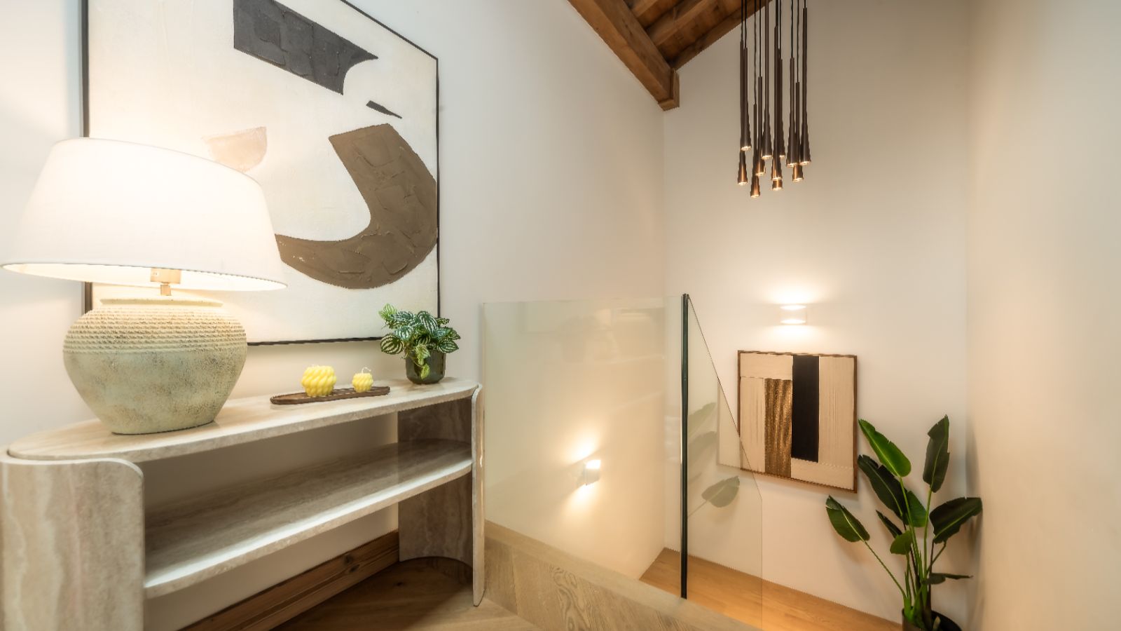 ElevationAlps - Penthouse Snowgum - Stairs.jpg