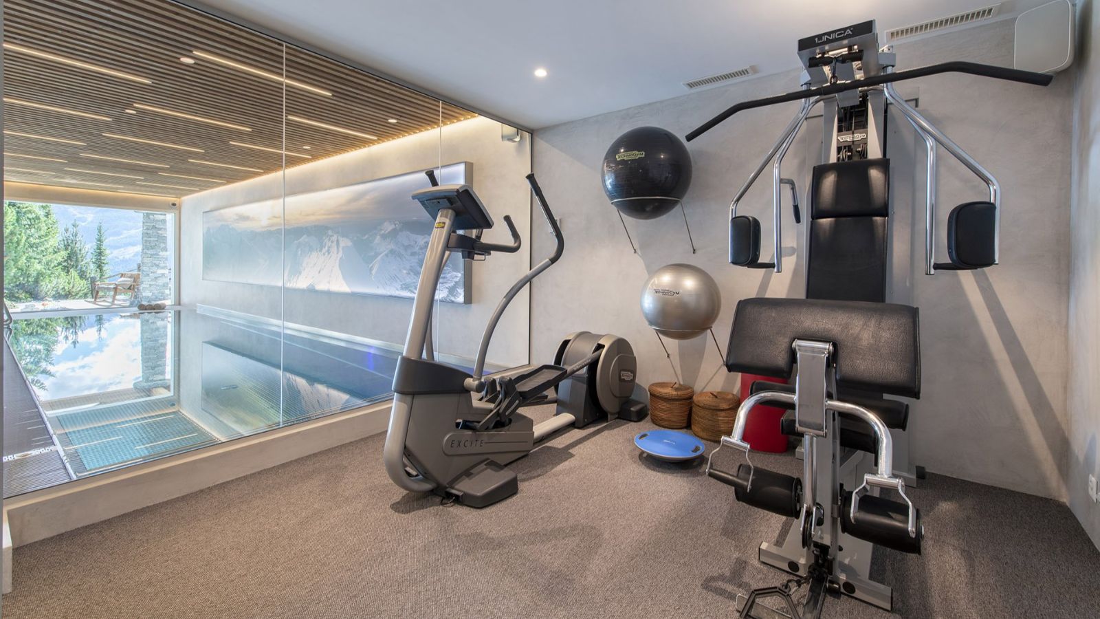 Luxury-ski-chalet- Chalet Belle Claire -oxford-ski Gym (4).jpeg